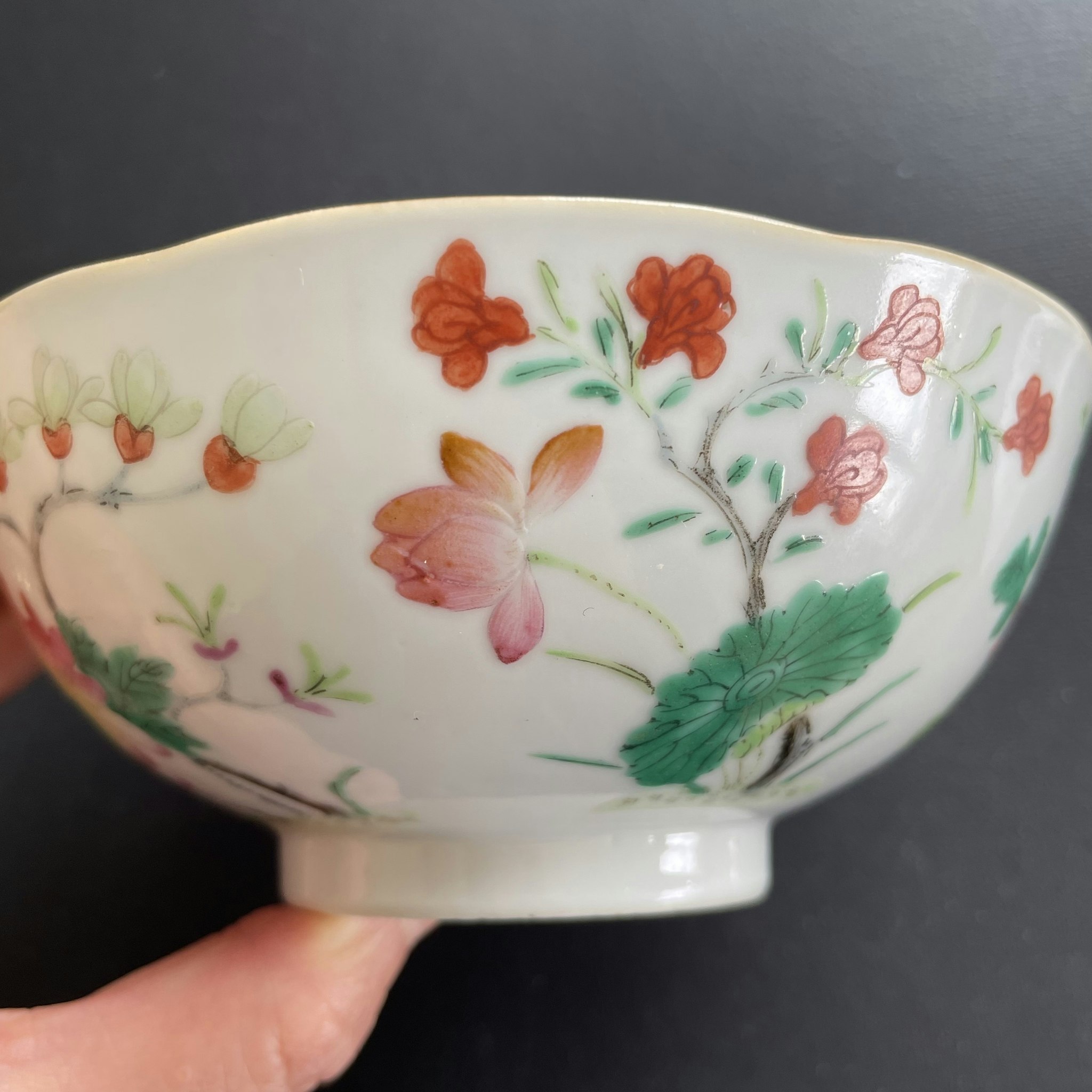 Hover to zoom Chinese Antique Porcelain bowl, four seasons flowers, Daoguang, Mid 19th c #1599