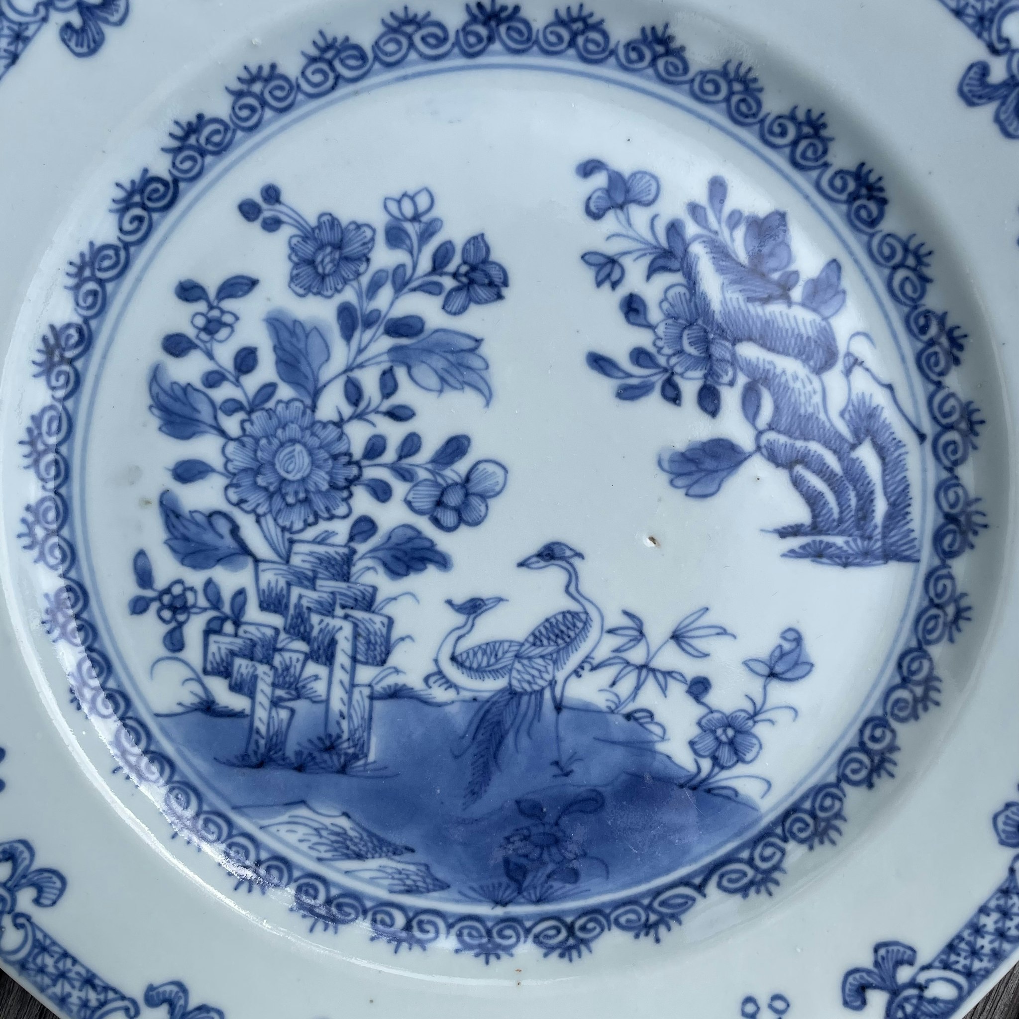 Chinese Antique blue and white porcelain plate 18th C Qianlong period #1618