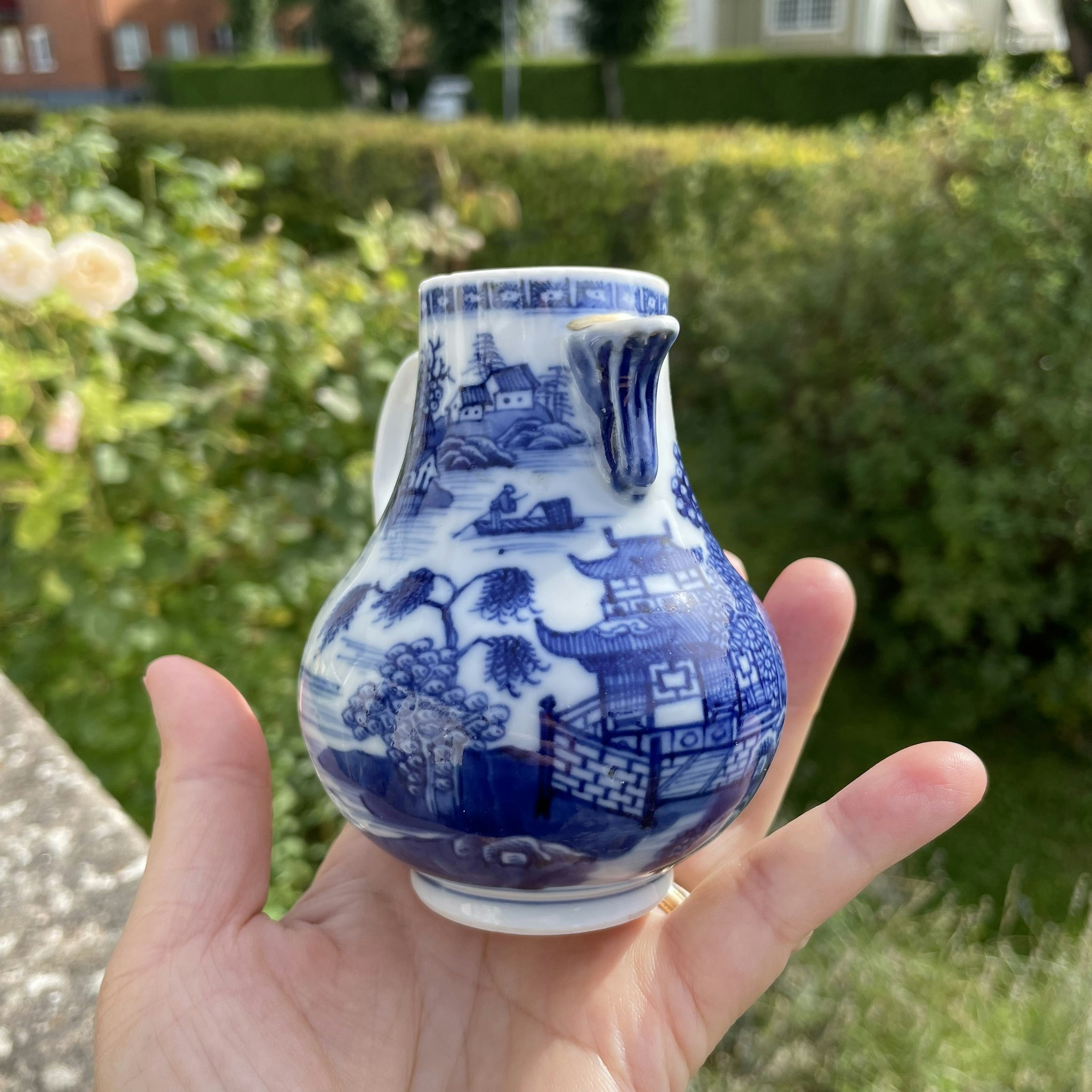 Chinese Antique blue and white creamer, Qianlong 18th c #1636