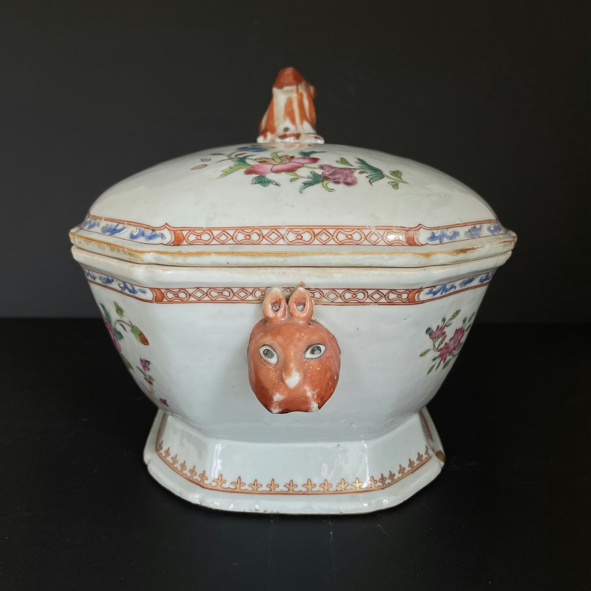 Chinese antique Famille Rose Tureen, Qianlong Period #1650