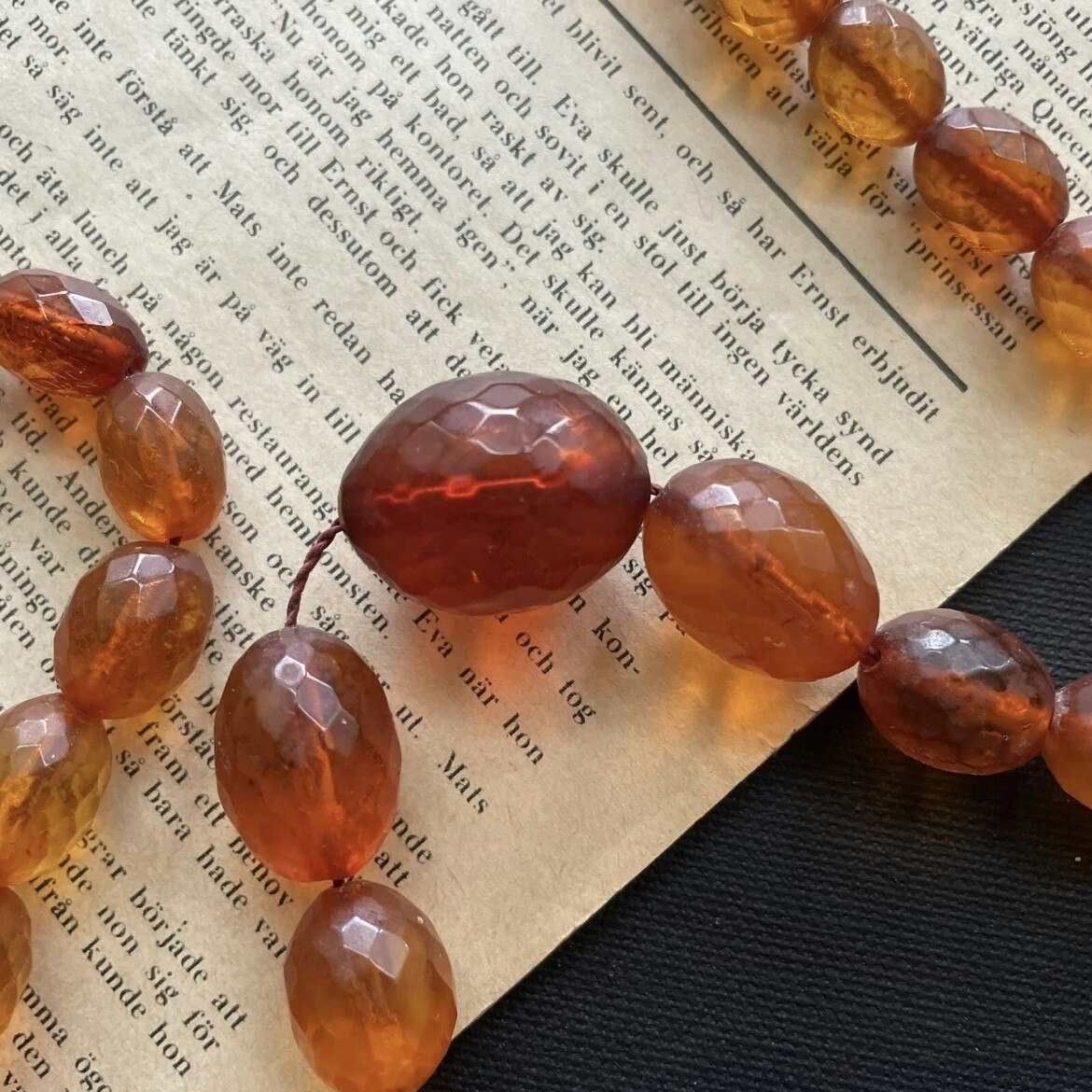 ANTIQUE NATURAL AMBER FACETED BEAD NECKLACE 62g FROM DENMARK 1950's -  Nordic Antiques Sweden