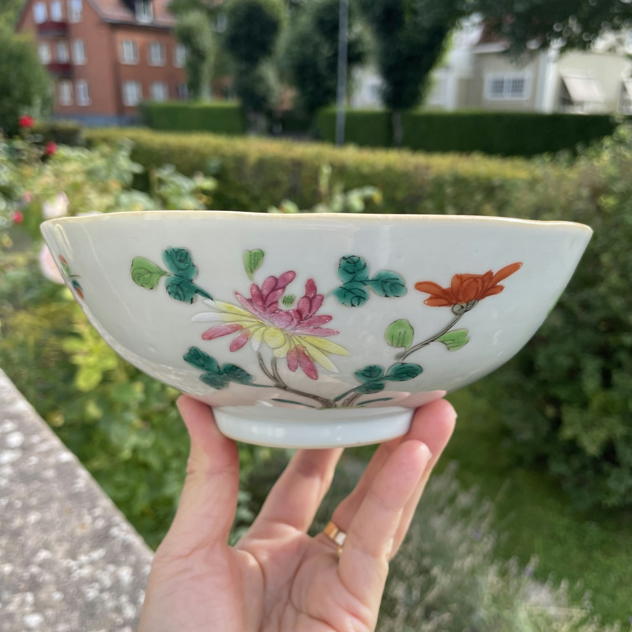 Chinese Antique Porcelain bowl with 4 seasons flowers late Qing Dynasty #1652