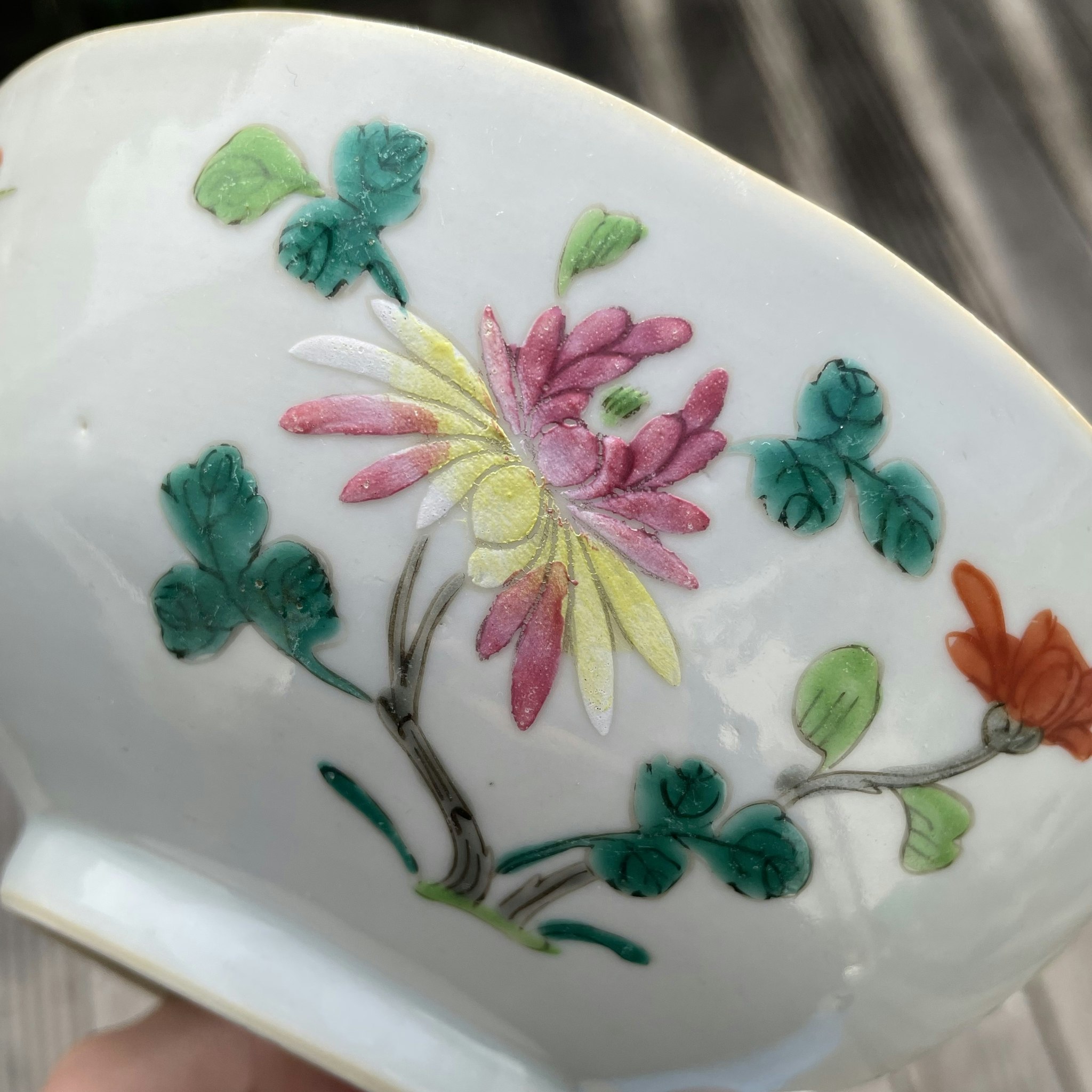 Chinese Antique Porcelain bowl with 4 seasons flowers late Qing Dynasty #1652