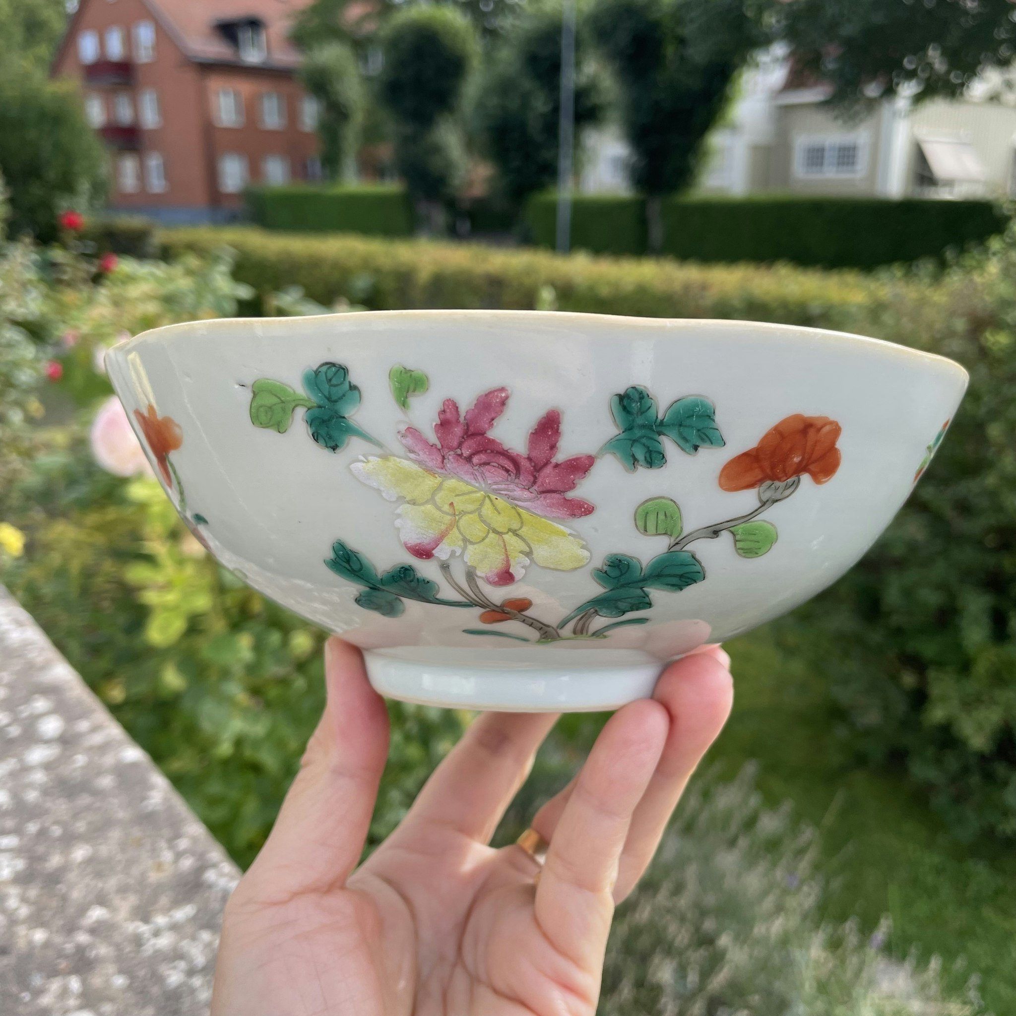 Chinese Antique Porcelain bowl with 4 seasons flowers late Qing Dynasty #1652