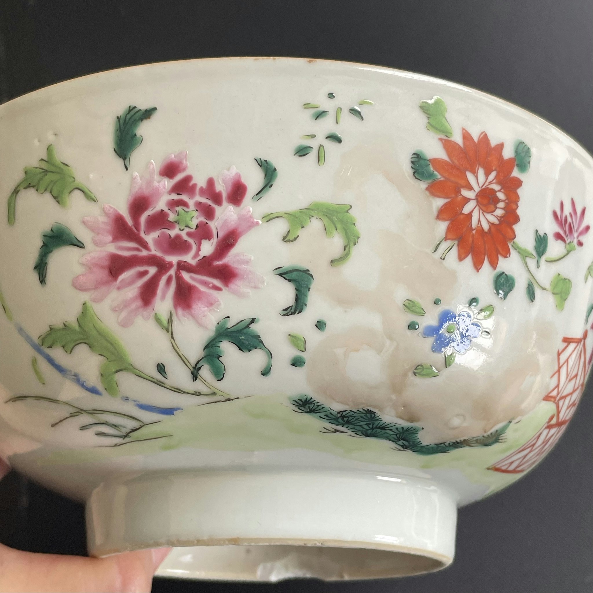 Large Chinese Antique Famille Rose bowl, Qianlong, 18th century #1665