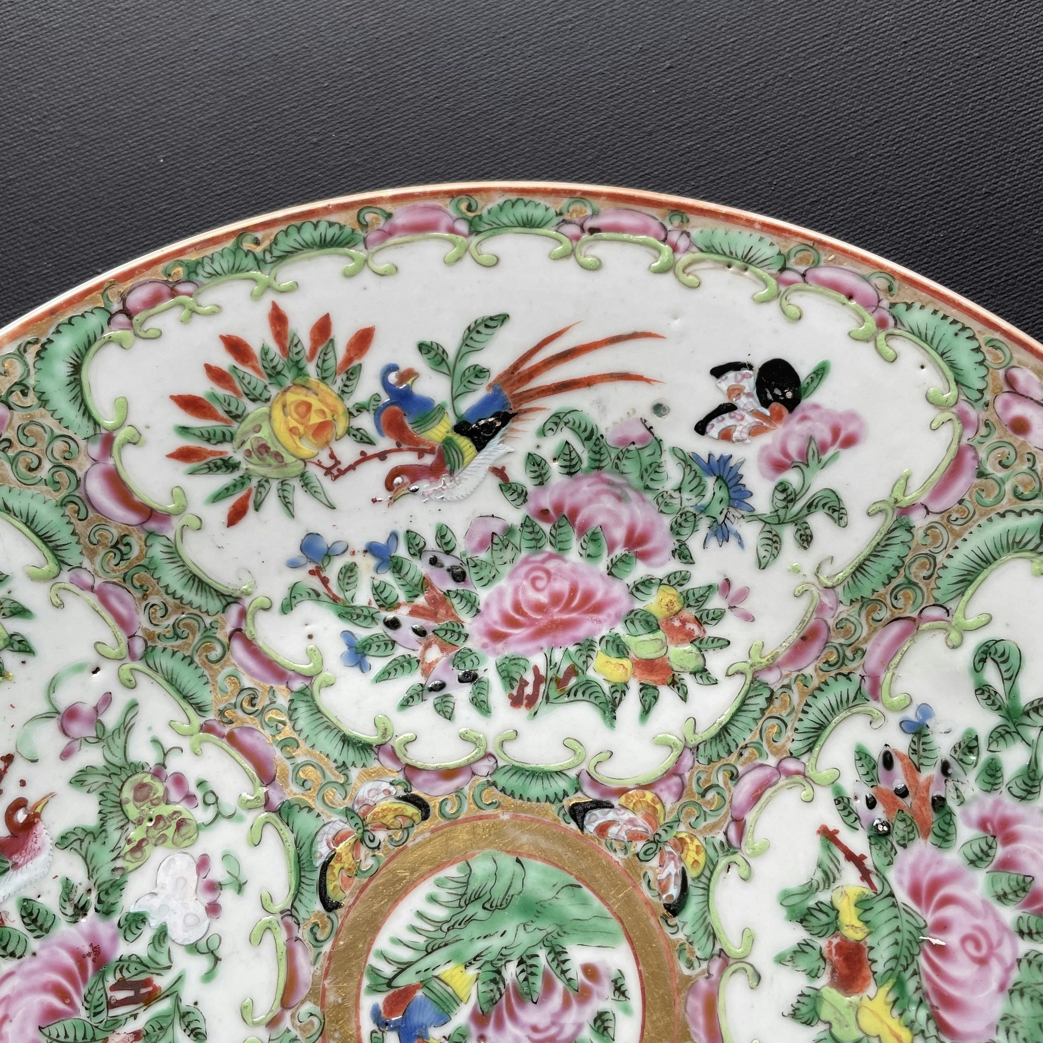 Chinese Antique Rose Medallion Plate, Late Qing Dynasty #1688