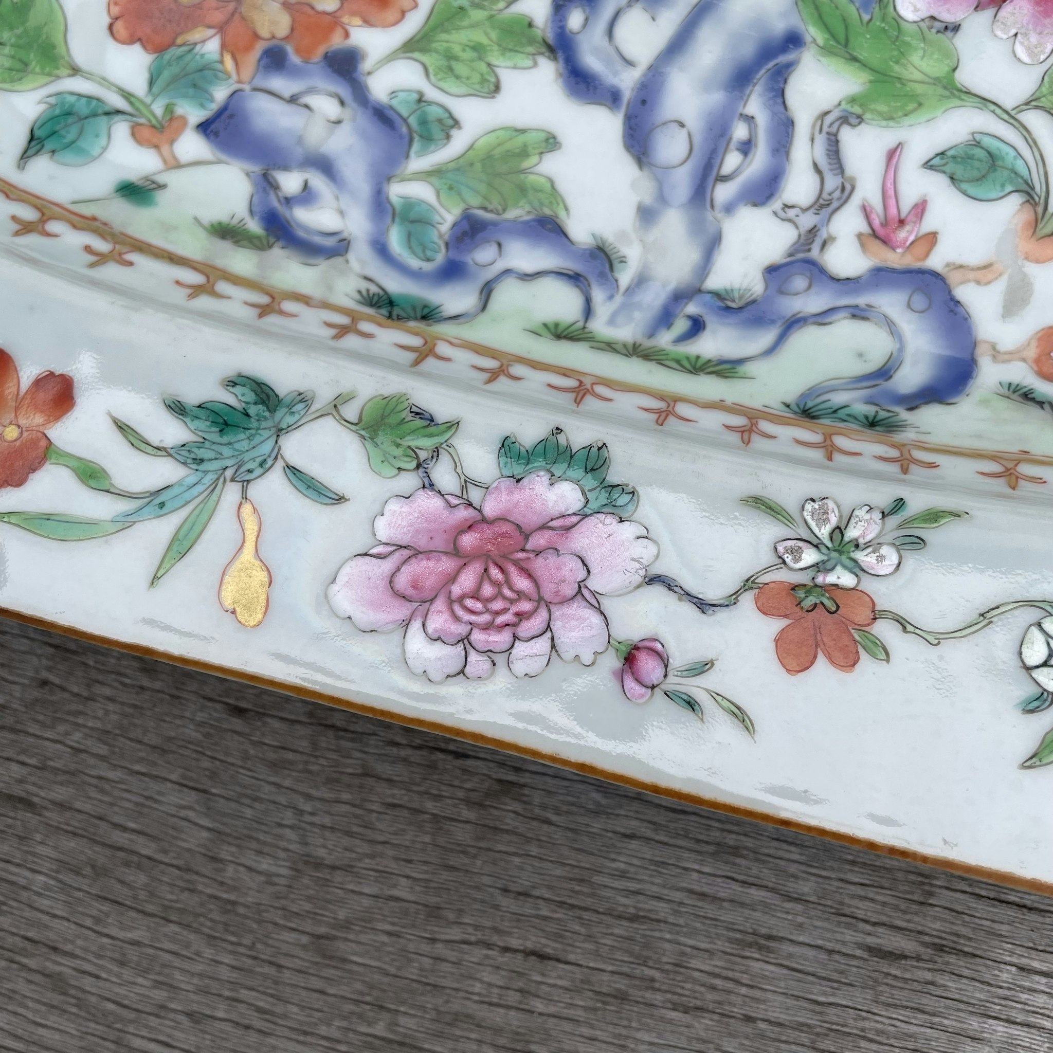 Chinese antique Famille Rose Tureen And Under Platter, Qianlong Period #1689