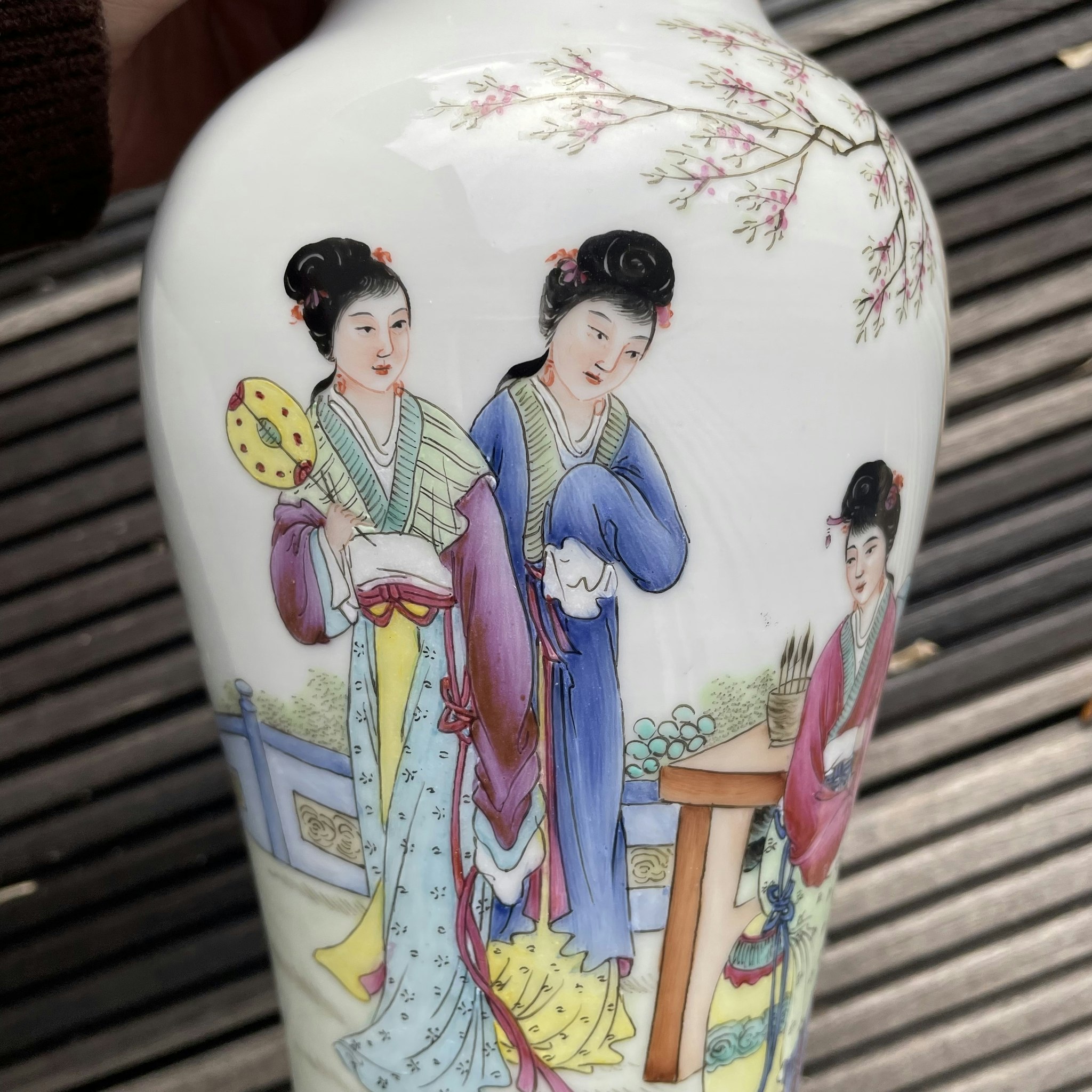 Chinese vintage famille rose vase 1950-1970's #1690