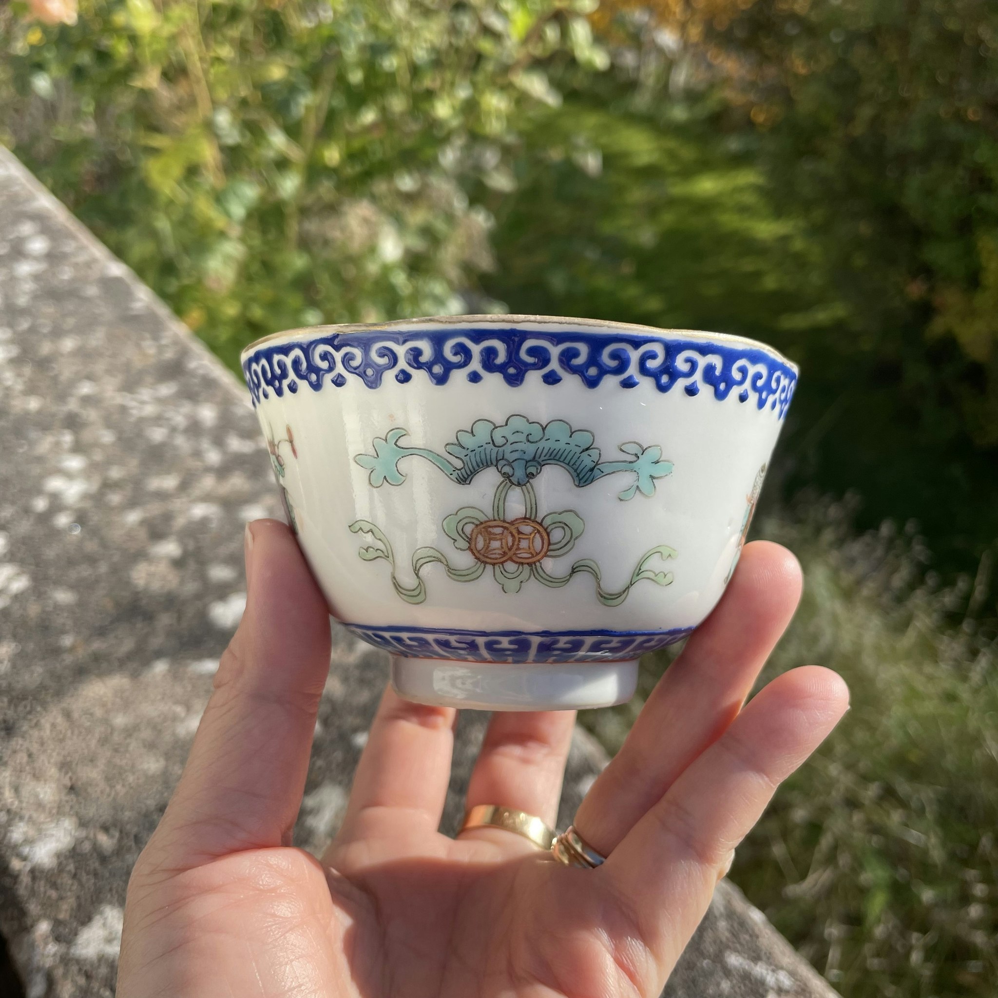 Chinese Antique Famille rose bowl / Cup, Tongzhi, Qing Dynasty #1692