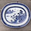 Chinese antique platter in blue and white, Qianlong period #1700