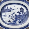 Chinese antique platter in blue and white, Qianlong period #1700