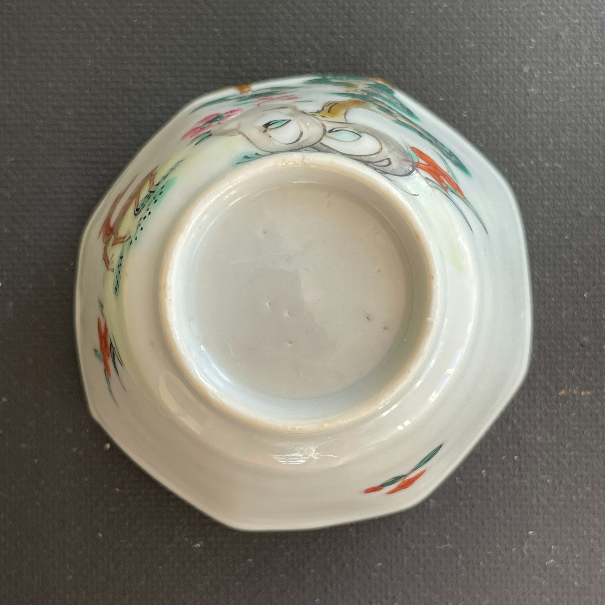 Chinese Antique Porcelain teacup + saucer, Yongzheng / Qianlong 18c #1779