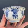 Chinese antique porcelain large teacup in under-glazed blue and white, Late Qing Dynasty #1806
