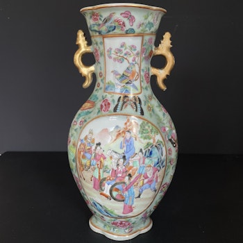 Chinese antique rose mandarin vase, first half of the 19th c, Daoguang #1825