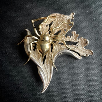 Modernist design Scandinavian design 925 sterling silver spider on a leaf brooch #1862