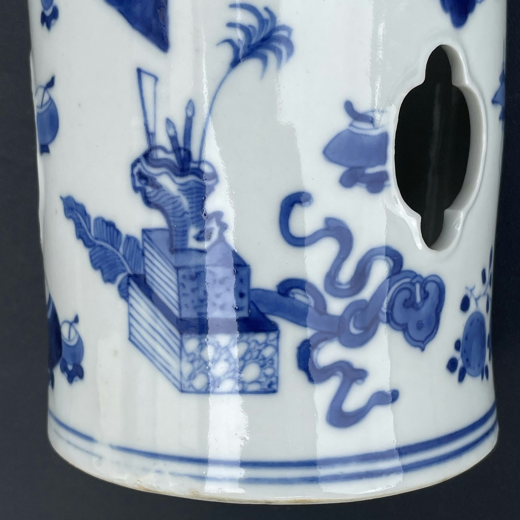 Chinese antique hatstand in blue and white, 19th c, Qing Dynasty #1922