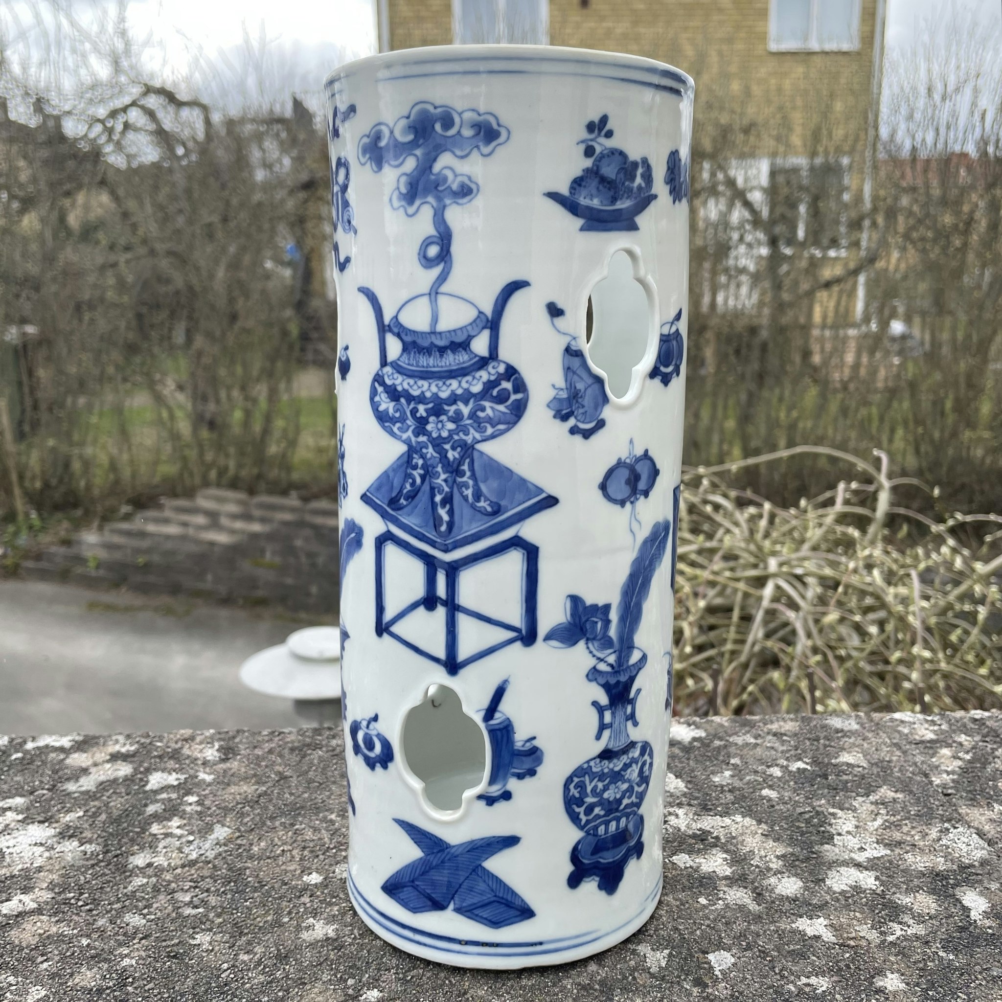 Chinese antique hatstand in blue and white, 19th c, Qing Dynasty #1922