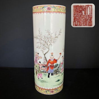 Chinese antique porcelain famille rose hat-stand, late Qing / Republic #1955