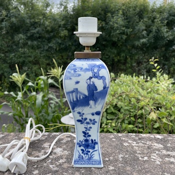 Chinese antique porcelain vase / lamp, Blue and White, Kangxi period #2066