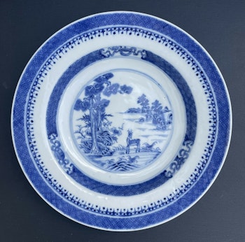 Chinese Antique soft paste porcelain plate decorated in underglazed blue and white, 18th c #2087