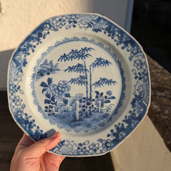 Chinese antique porcelain underglazed blue and white plate, Qianlong, 18th c #2211