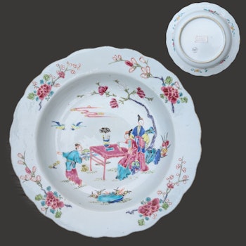 Chinese antique deep plate, Yongzheng period , 18th c #2607