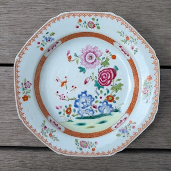 Chinese Antique deep Famille Rose plate 18th c #2626