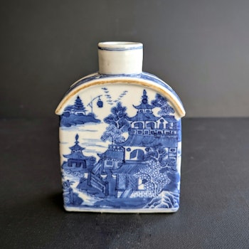 A Chinese Antique tea caddy,  Qianlong period, 18th century #2632
