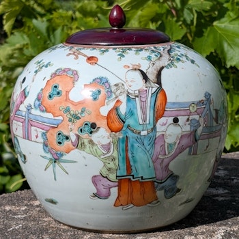 Chinese Antique jar with large figure decoration, Late Qing Dynasty, #2635