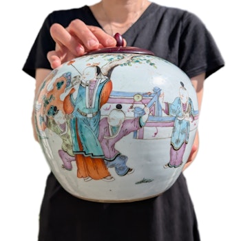 Chinese Antique jar with large figure decoration, Late Qing Dynasty, #2635