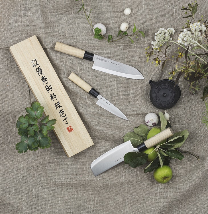 Satake Houcho Petty peeling knife 12 cm