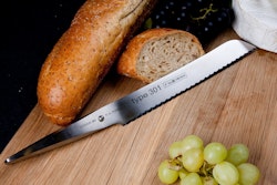 Chroma type 301 bread knife 21 cm
