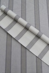 Honduras en ljusgrå markisväv/uteväv med grå ränder i bredd 130 cm i garnfärgad akryl