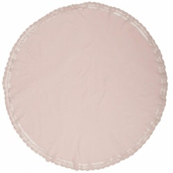 Hedda en rund bordsduk med spetskant runt om i bomull, diameter 45 cm. Färg: Rosa.
