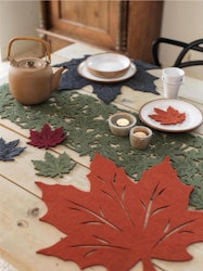 Noble house Vanja 4 st mörkröda glasunderlägg/coasters