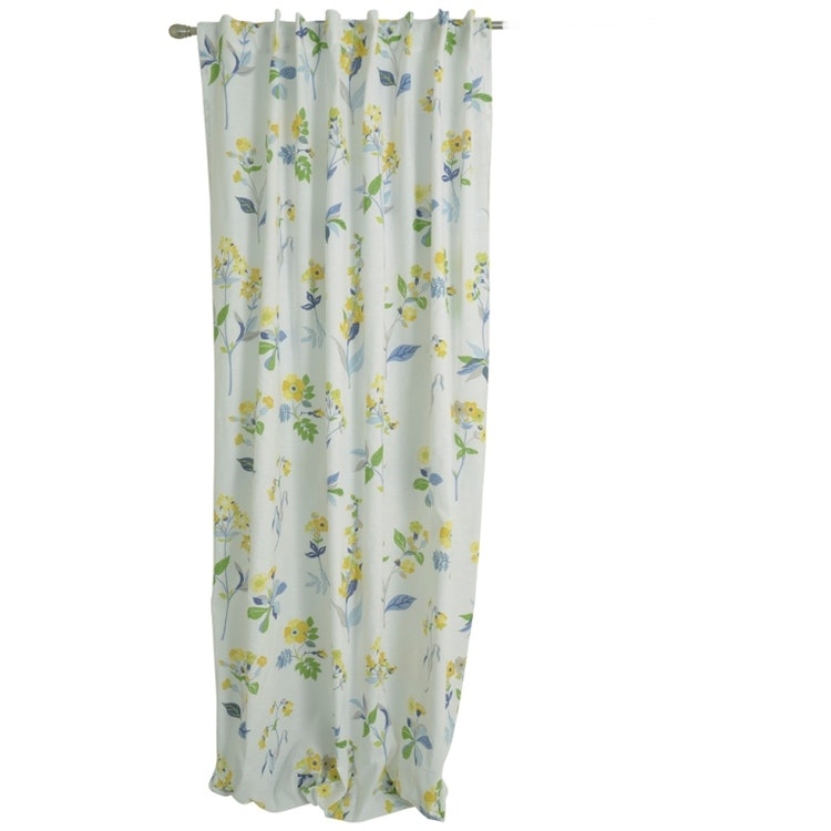 Blomster gardinset med två längder och dolda hällor. Mått 2 x 145 x 240 cm.