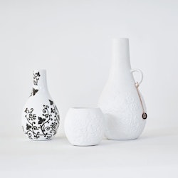 Blomvas Stilleben Blom vase från Cult design i vitt.