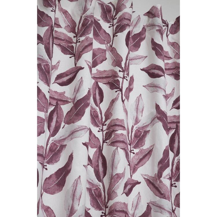 Ranka ett underbart gardinset med multiband. Färg: Off-white med vinröda bladslingor.
