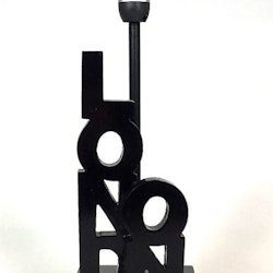 REA! London en svart lampfot med E14 sockel från Silk flower, mått höjd  31 cm.