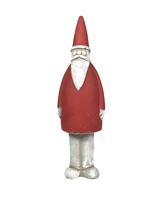 Tomte i betong, storlek liten. Färg: Röd, grå och vit.