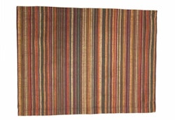 Randig en rost och brunrandig bordstablett i bomull, mått 34 x 47 cm.