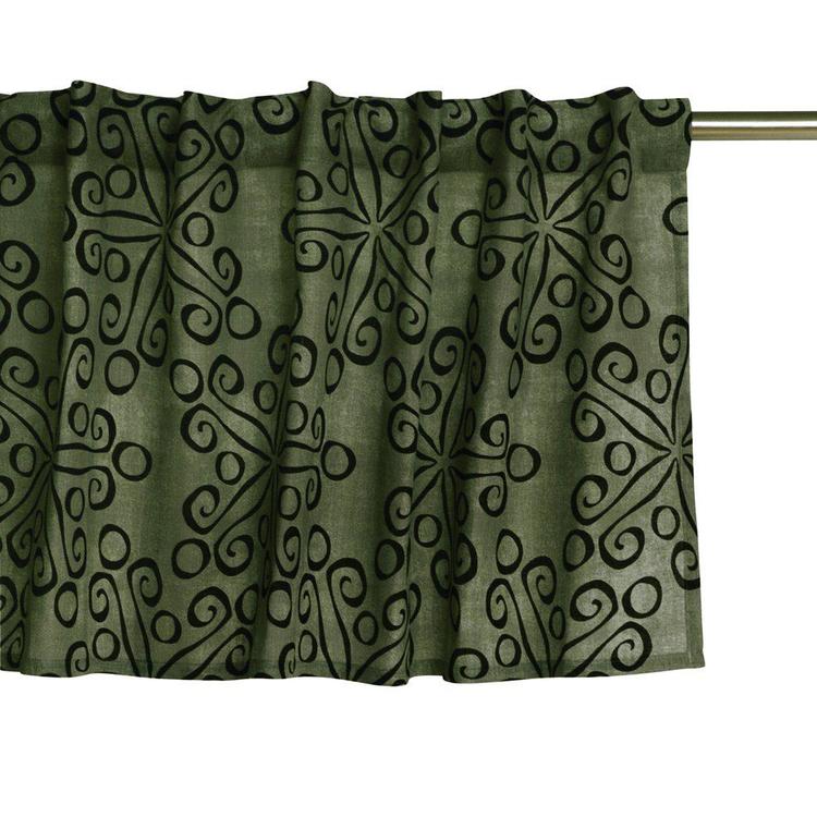 Aiden en färdigsydd gardinkappa med multiband. Art.nr: 9489-36-007. Färg: Grön.
