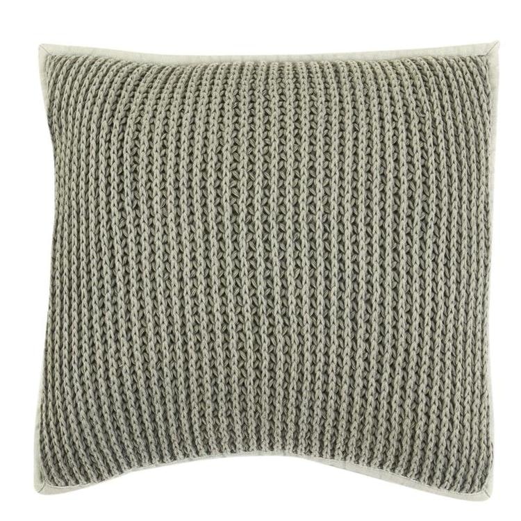 Pure knitted ett stickat kuddfodral i 100% bomull. Färg: Grå.