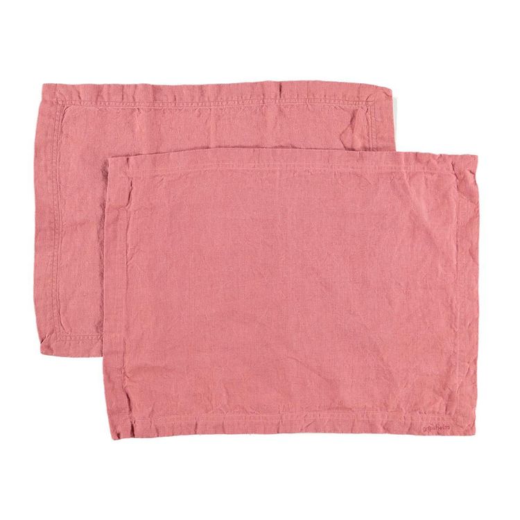 Bordstablett i tvättat linne som ger en mjuk känsla och en fin patina från Gripsholm i 2-pack i färgen withered rose, rosa. 35 x 45 cm.