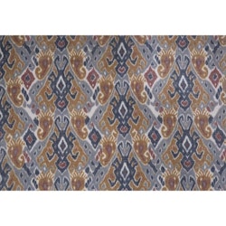 8905-57-006 en färdigsydd gardinkappa med öljetter. Färg: Multifärgad kappa i rost, grå, blå färger.