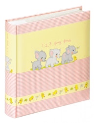 Funny friends ett rosa fotoalbum med söta elefanter på framsidan, mått 28 x 30,5 x 4,5 cm.