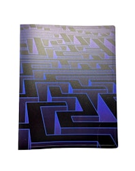 Labyrint en ringpärm i blått och svart från Pepper pot i A4 storlek.