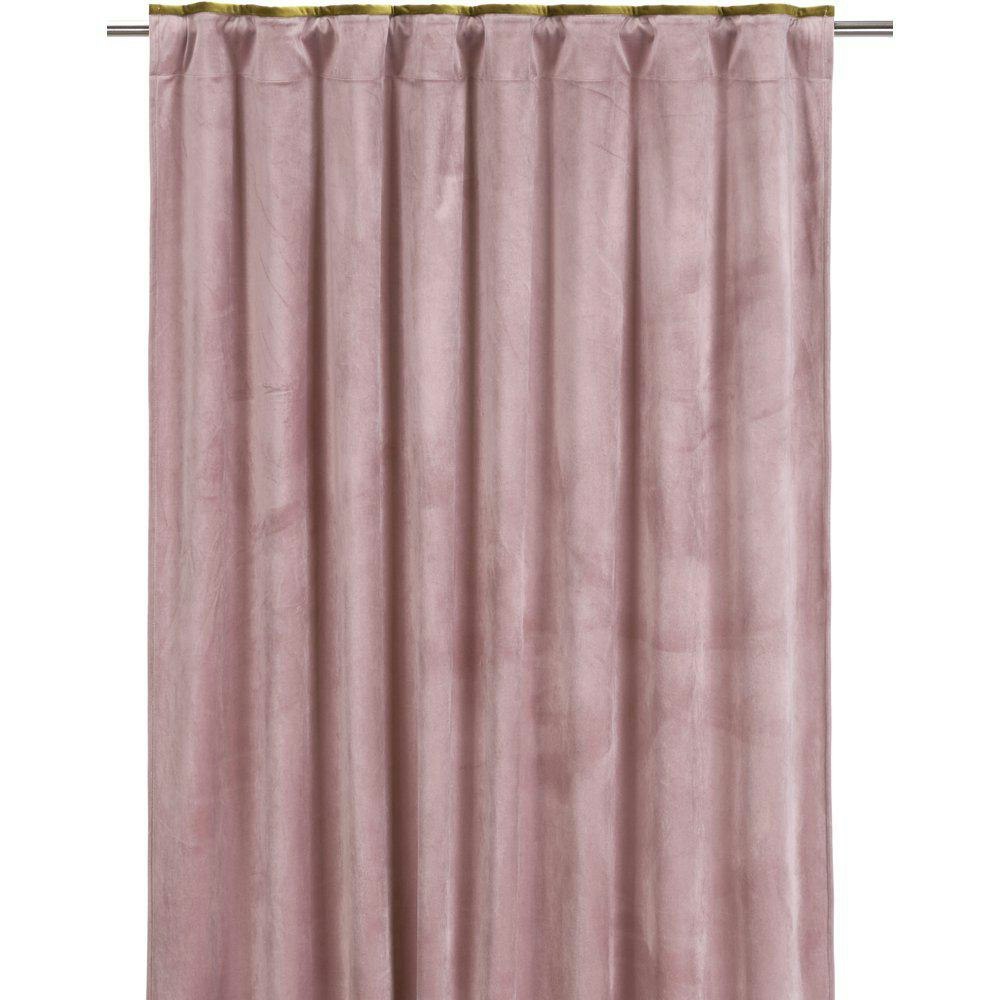 Enya ett gardinset i sammet med multiband från Svanefors. Färg: Rosa med en gul bård längst upp på gardinen.