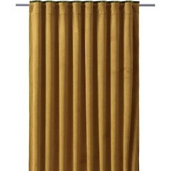 Enya ett gardinset i sammet med multiband från Svanefors. Färg: Honung med en grön bård längst upp på gardinen.