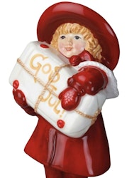Jennys Julflicka som har fått sin inspiration från Jenny Nyströms julkort från Cult design, en porslinsfigur i julröda kläder.